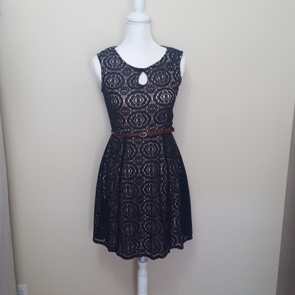 EnFocus Studio Dresses & Skirts - EnFocus Studio Navy Blue Lace Dress with Belt