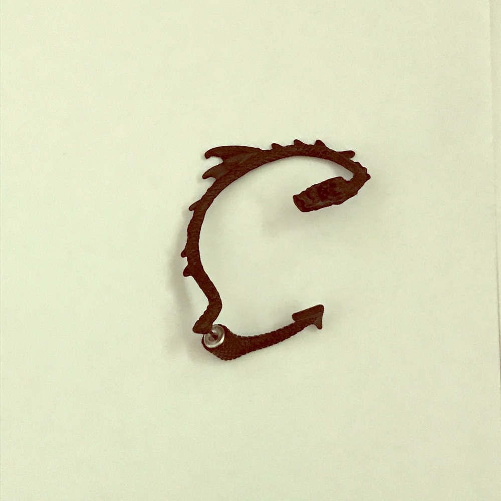 Ear cuff