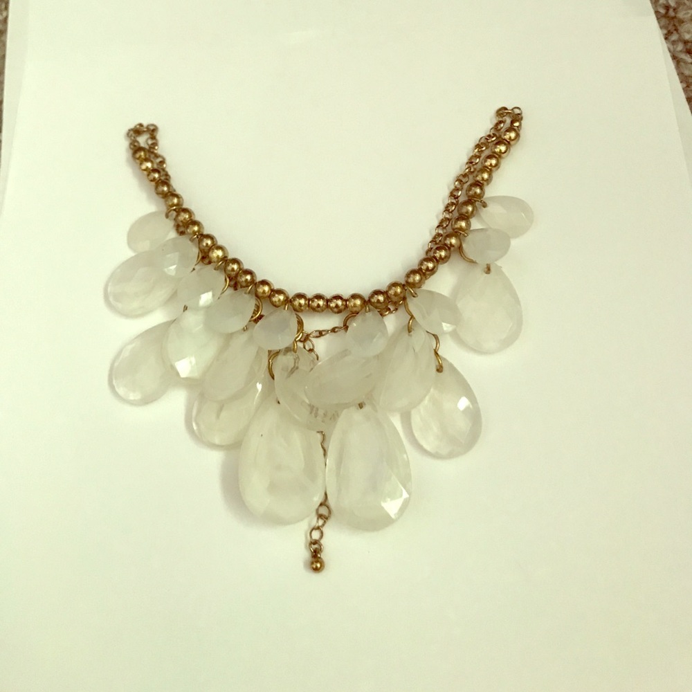 Statement necklace