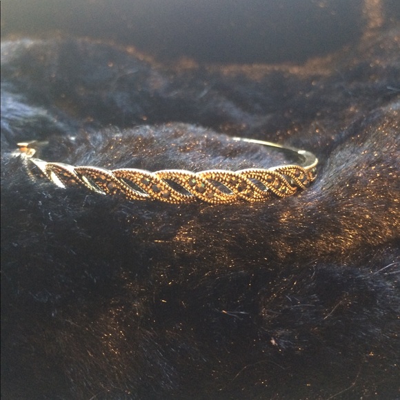 Sevil Designs Marcasite & Gold Interlaced Bangle - Picture 4 of 6
