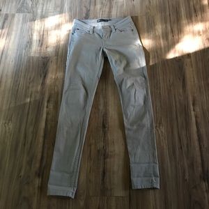 Levi gray skinny jean
