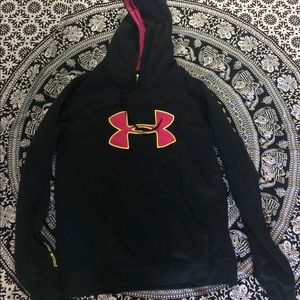 LIKE NEW Black UA hoodie