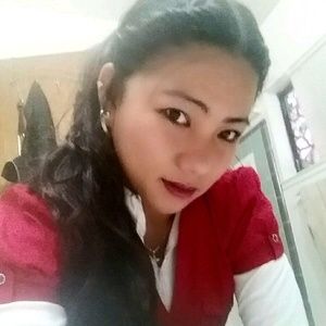 Meet your Posher, Nina