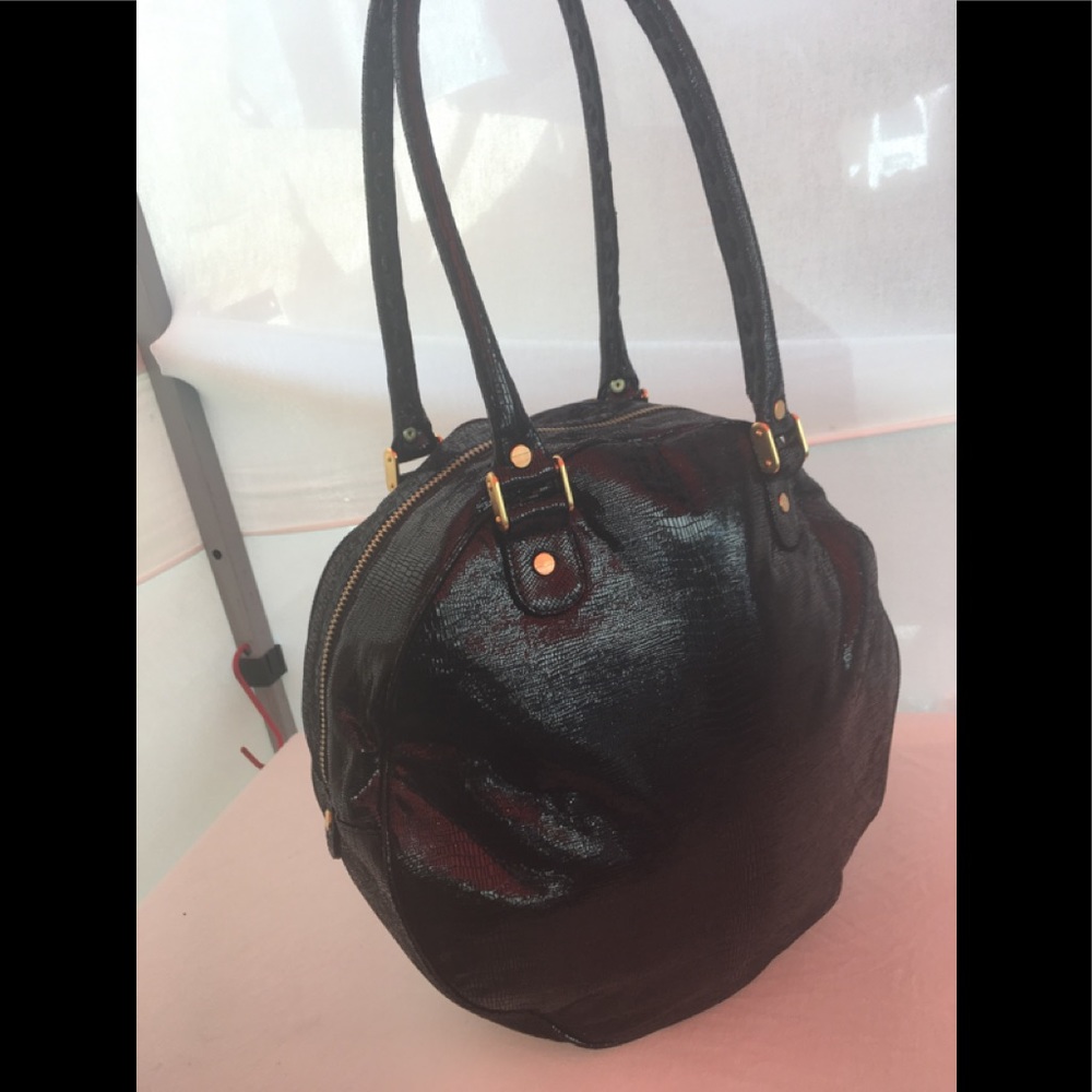 Worth New your black leather bag
