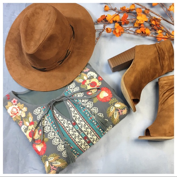 ✨LAST ONE✨Charcoal embroidered tassel tunic dress - Picture 6 of 8