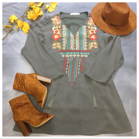 ✨LAST ONE✨Charcoal embroidered tassel tunic dress - Picture 5 of 8