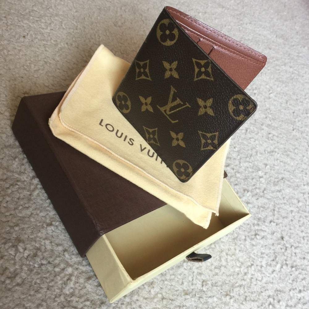 Louis Vuitton Bifold Wallet