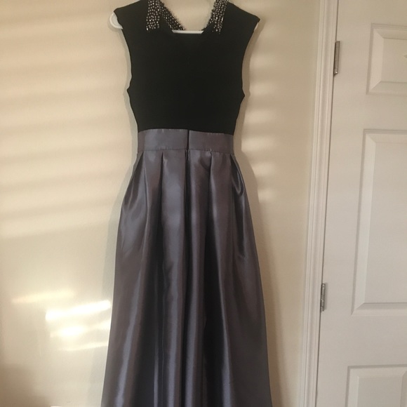 Xscape high low gown dress - Picture 5 of 6