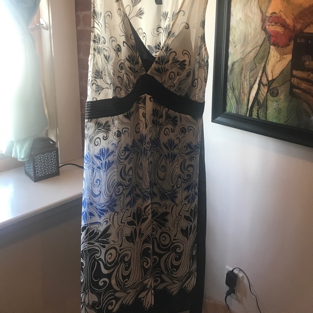 Black/Blue/White design dress