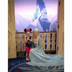 Meet your Posher, Michele