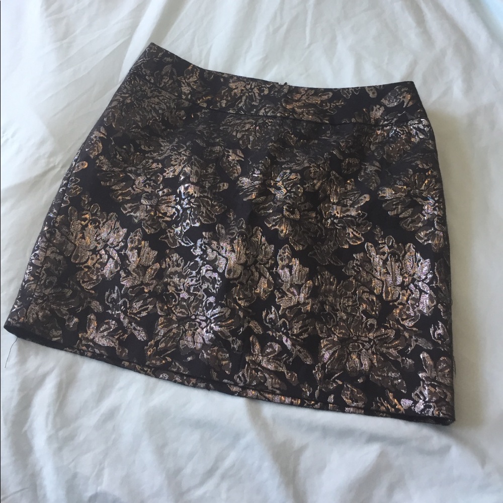 Black and Silver Brocade Mini Skirt NWT