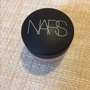 Nars face and body highlighter