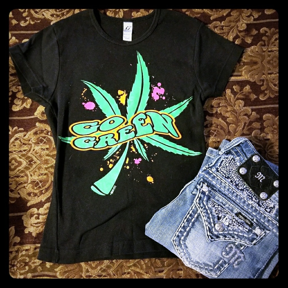 NWOT Go Green Tee