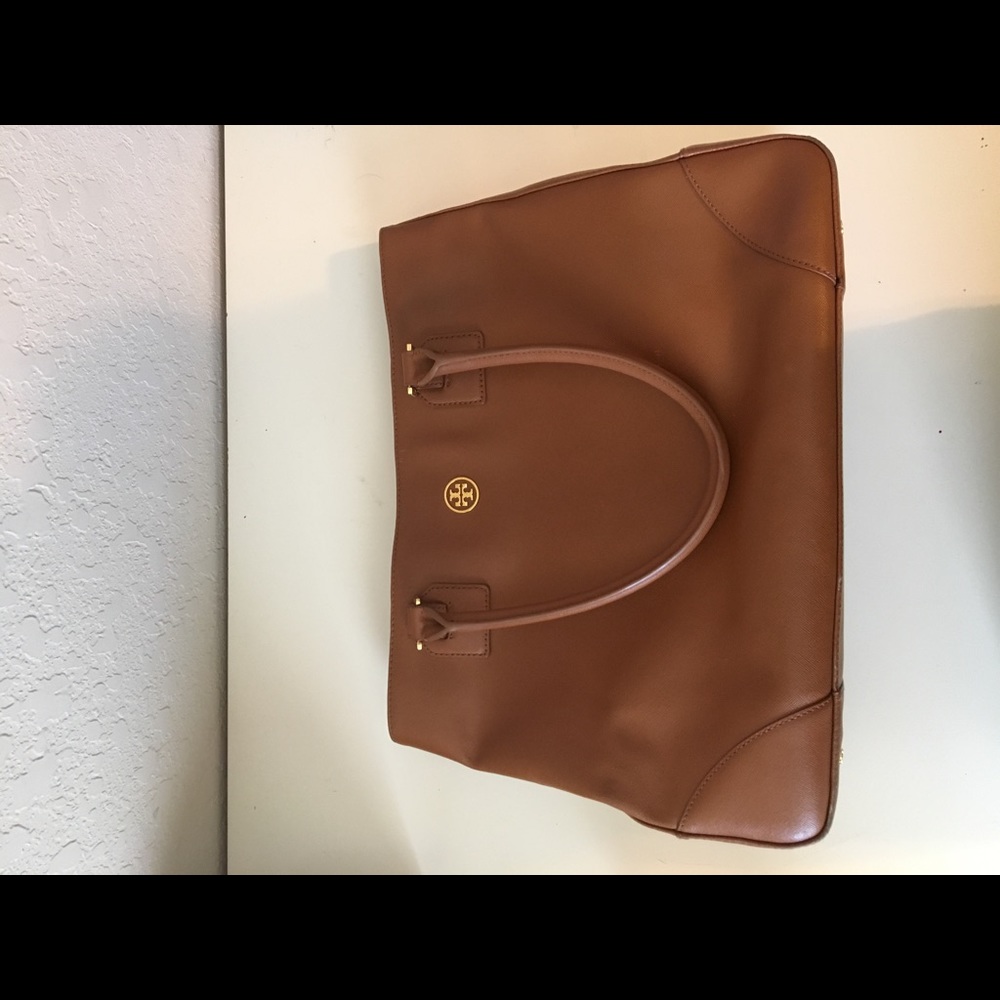 Tory and Burch shoulder purse