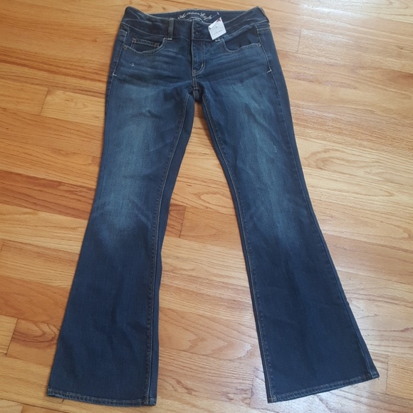 American Eagle Outfitters Denim - NWT Women's American Eagle Size 6 Artist Jeans