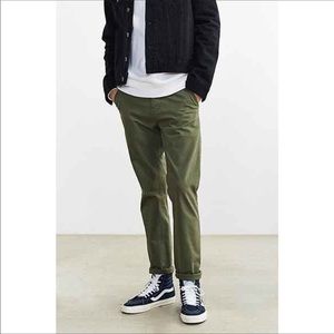 Hawkings McGill green chino