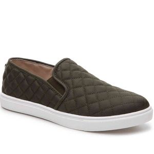 Steve Madden Ecentrcq slip on sneaker in olive