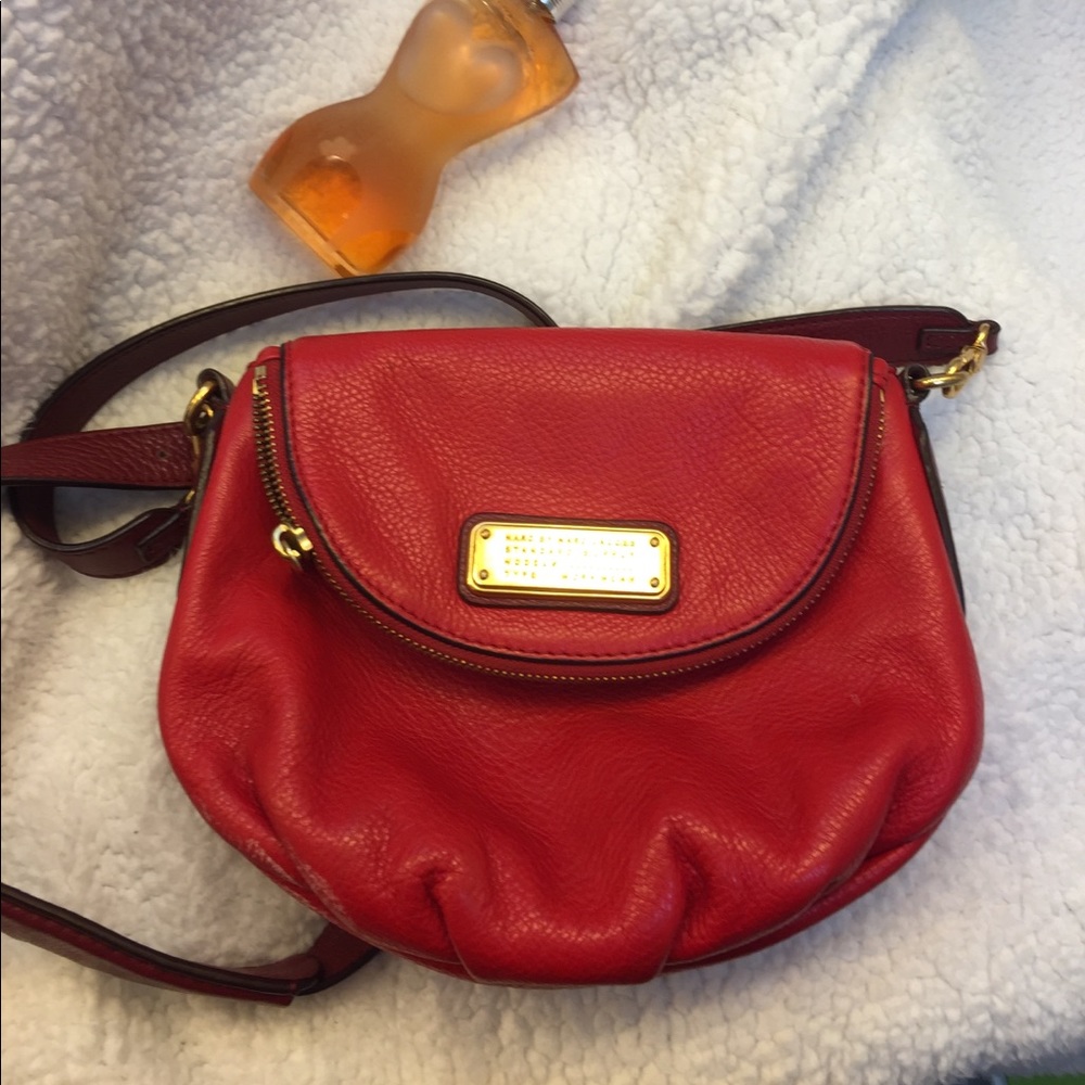 Marc Jacobs Q mini in Gorgeous Red