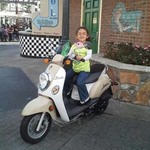 Meet your Posher, Josue