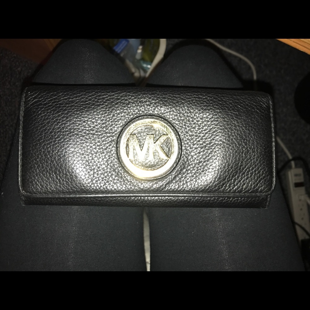 Michael Kors wallet