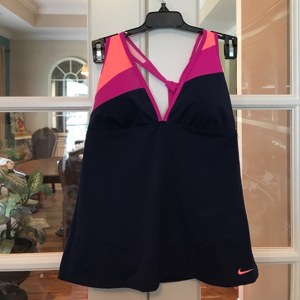Nike Medium 2-Piece Swimsuit