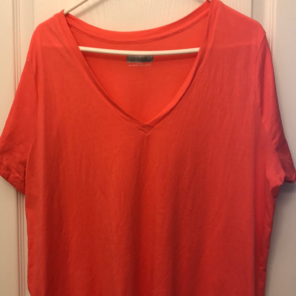 Coral top