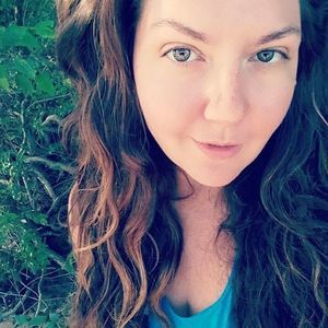 Meet your Posher, Abigail