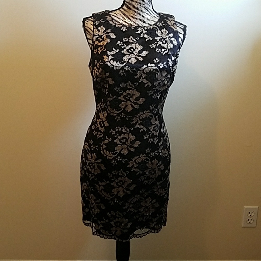 A-List size 9 lace dress