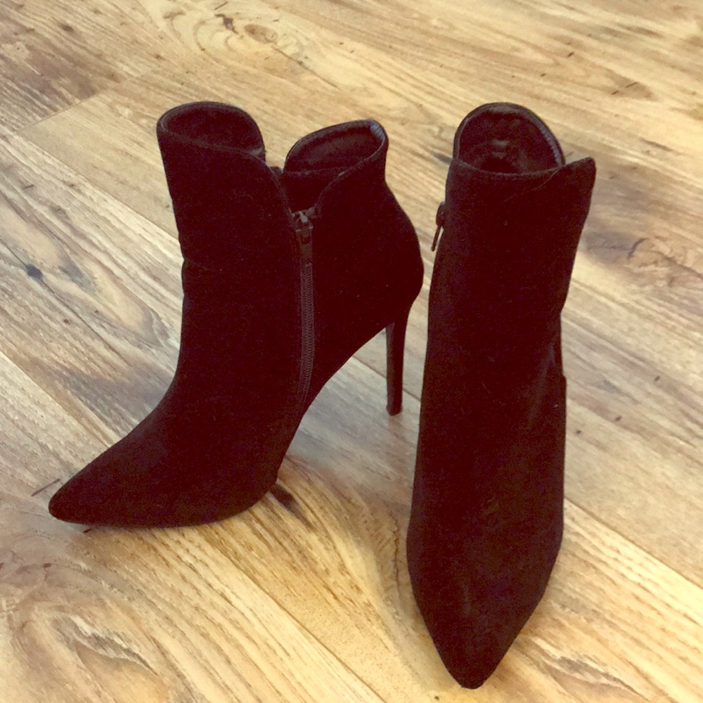 Velvet ankle boots
