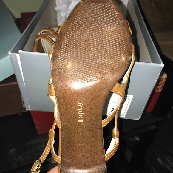 Brand New Apt 9 Heels - Picture 2 of 4