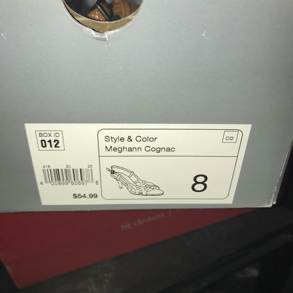 Brand New Apt 9 Heels - Picture 3 of 4