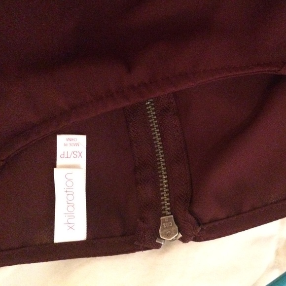 Zipper Back Wine Colored Long Sleeve Blouse - Picture 6 of 8