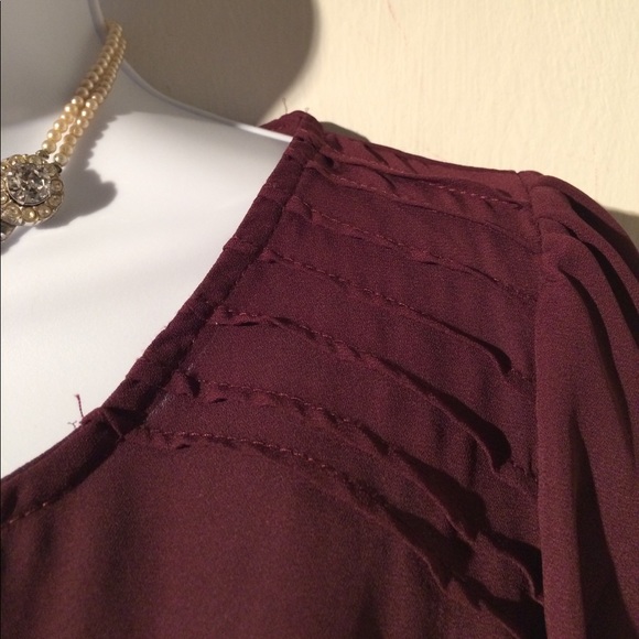 Zipper Back Wine Colored Long Sleeve Blouse - Picture 4 of 8