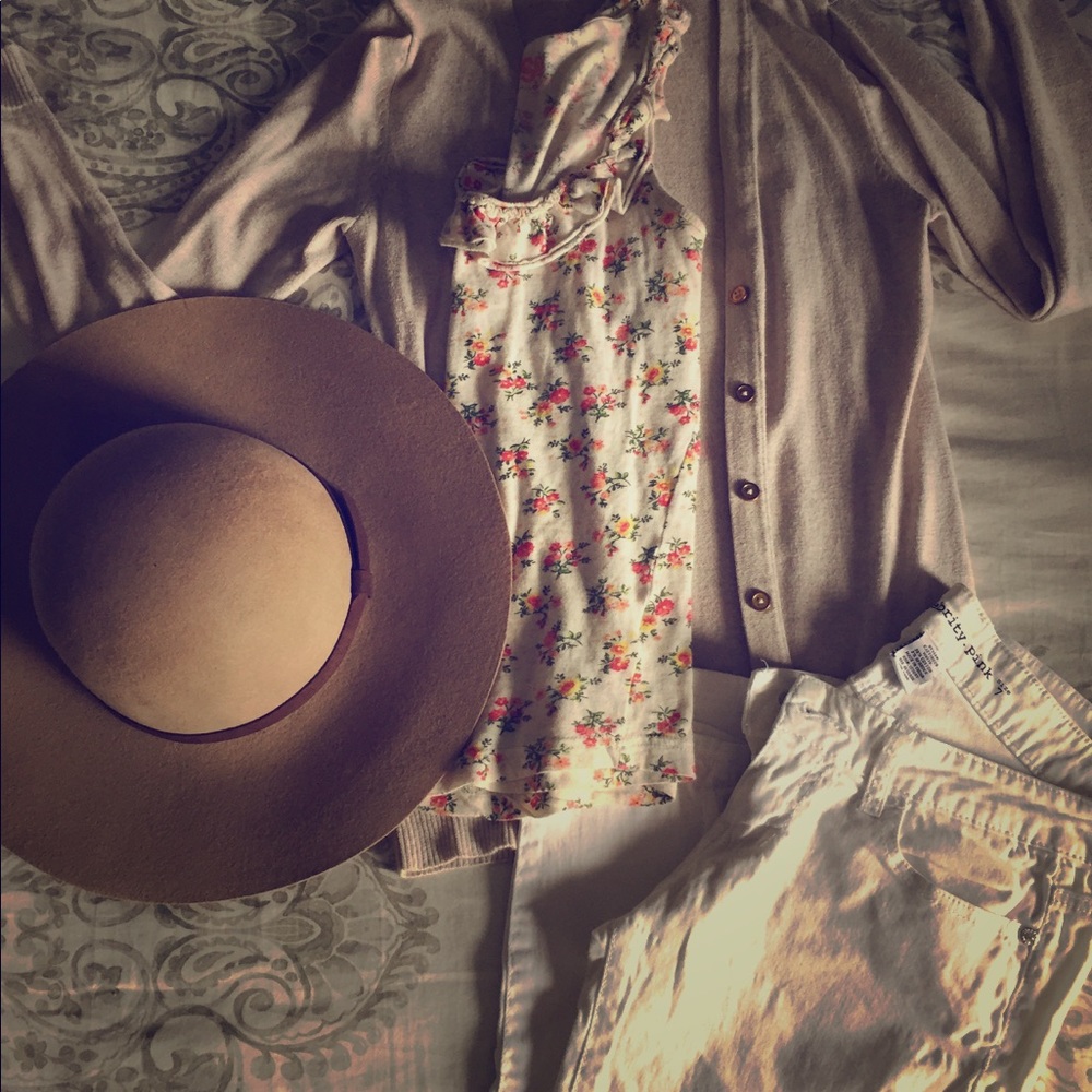 SOLD Floral Sleeveless Top XS