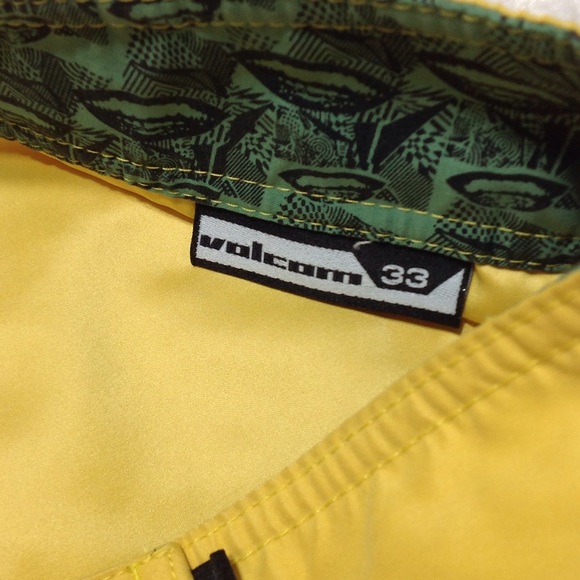 Volcom Board Men's Short Pants - Picture 4 of 8