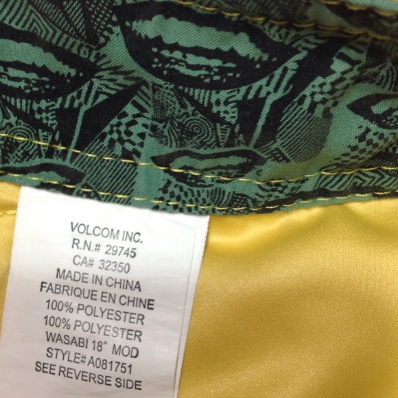 Volcom Board Men's Short Pants - Picture 5 of 8