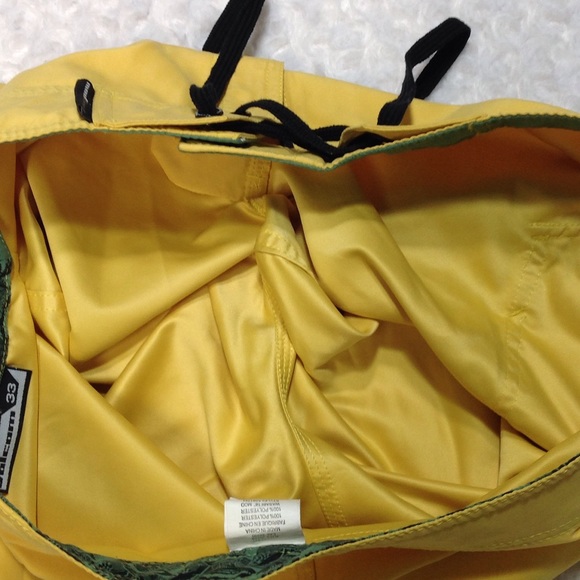 Volcom Board Men's Short Pants - Picture 7 of 8