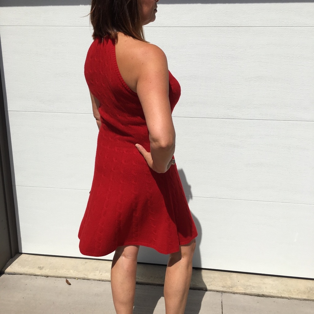 Perfect Red!! - Picture 4 of 8