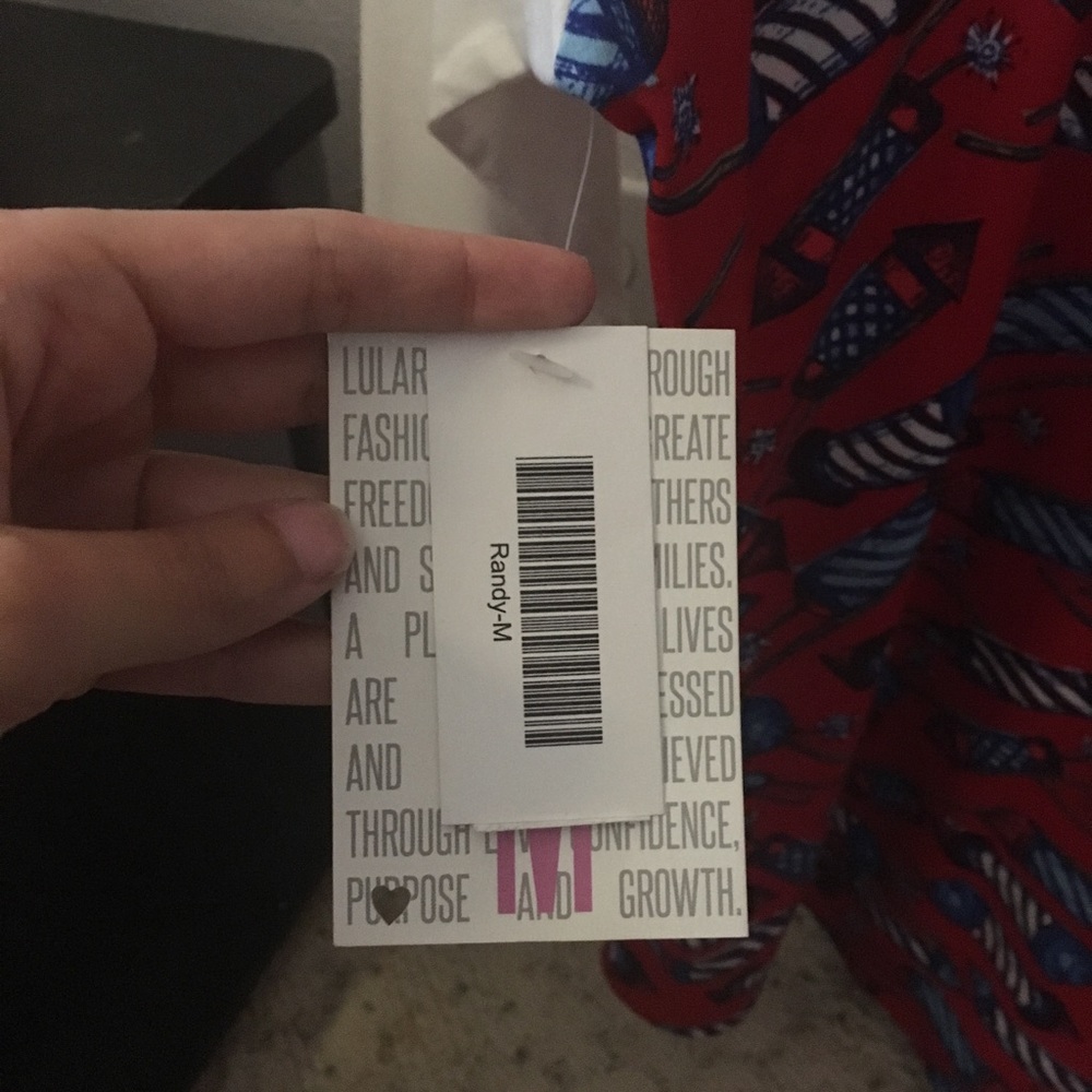 BNWT Lularoe Randy - Picture 3 of 4
