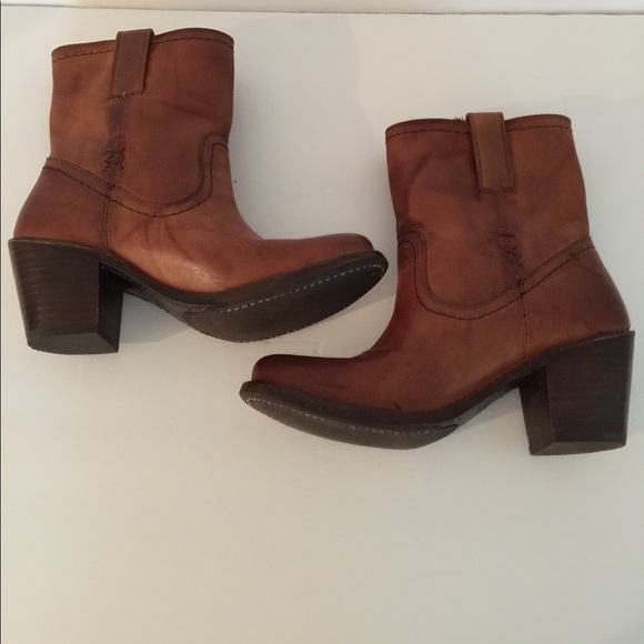 Frye Shoes - Frye Carmen X stitch boots