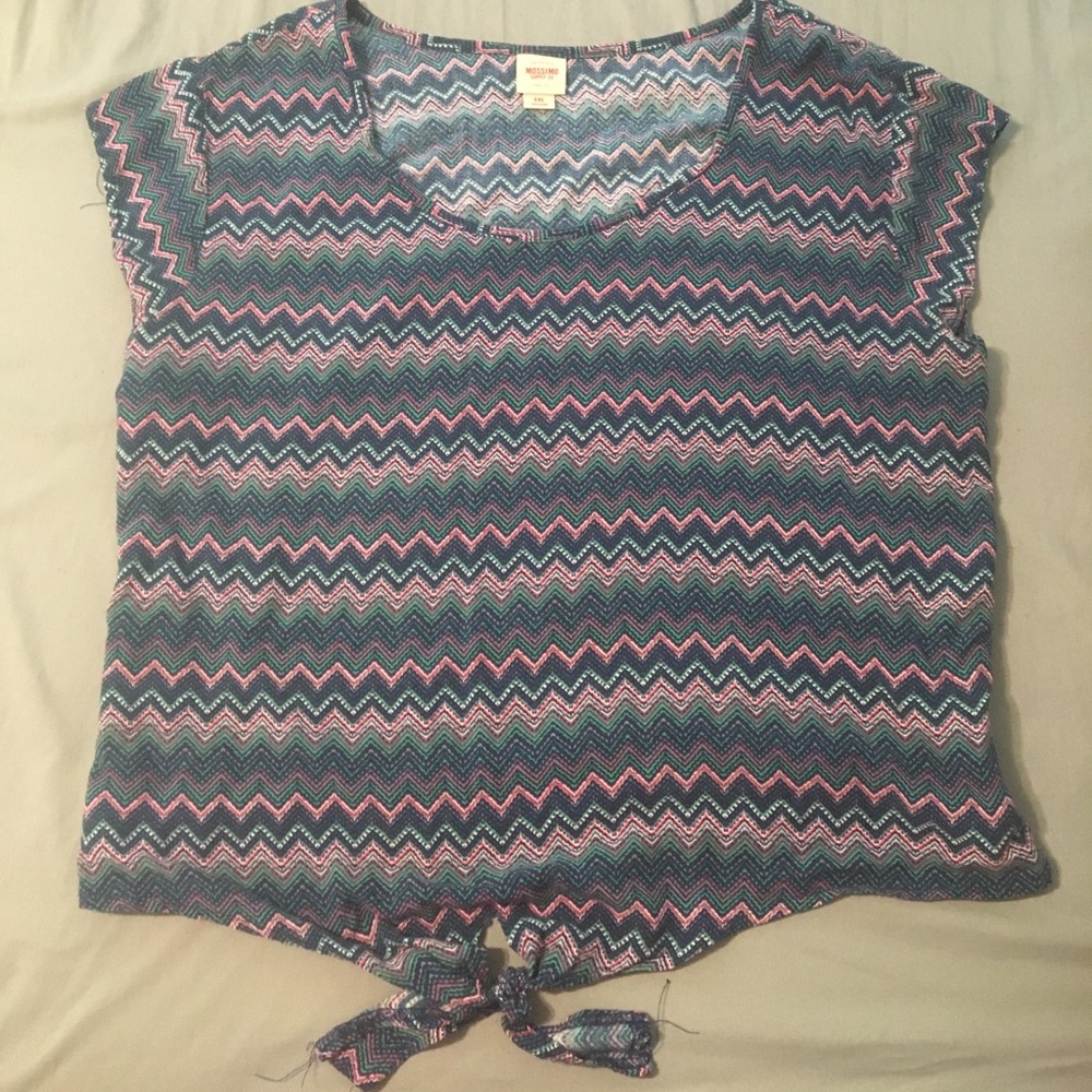 Chevron Shirt. Size XL