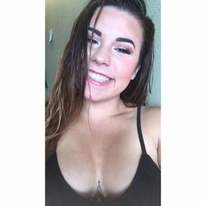 Meet your Posher, Tina