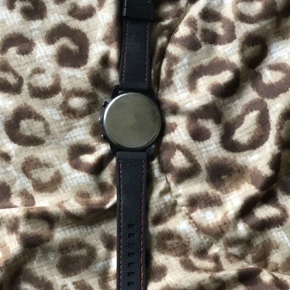 Watch - Picture 4 of 4