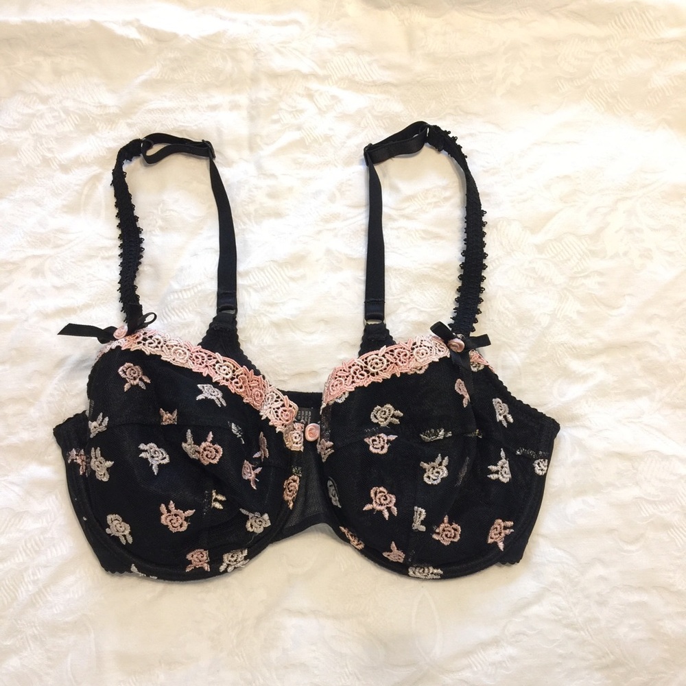 NWOT Gossard Black/Peach Underwire Bra.