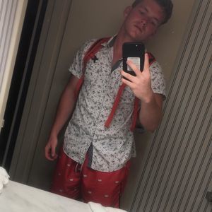 Meet your Posher, Travis