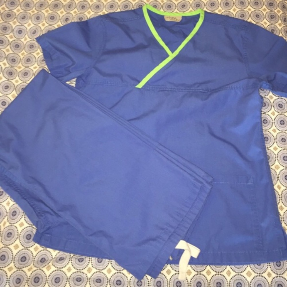 Bright blue small scrub set