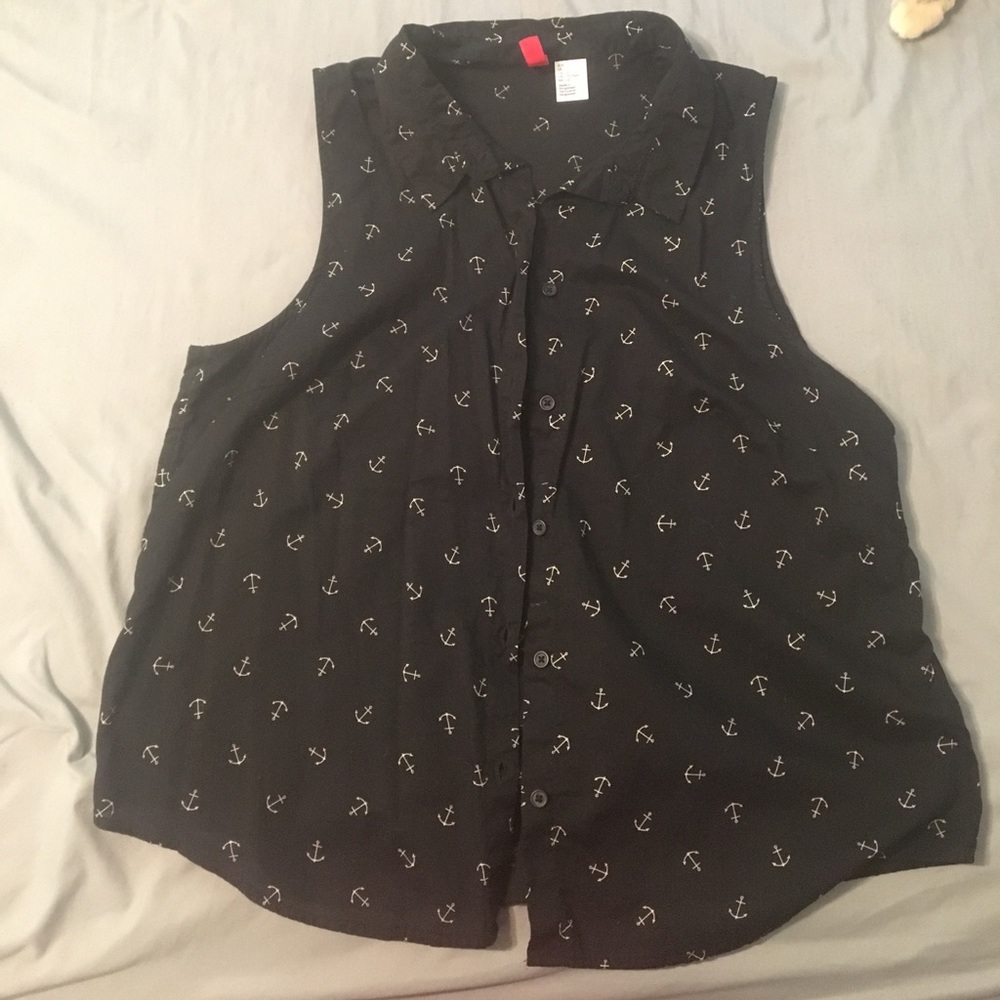 Blank and White Anchor Tank. Size 12