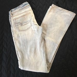 American Eagle ripped jeans. Size 6X-Long.
