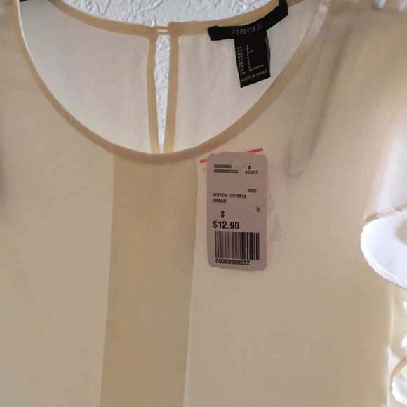 NWT woven top - Picture 2 of 2