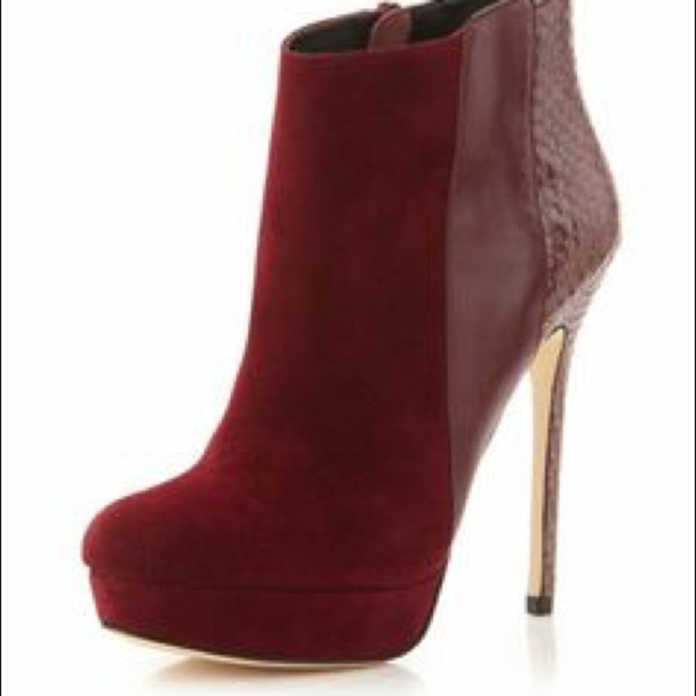 Charles David Scarlett Platform Ankle Bootie -NEW